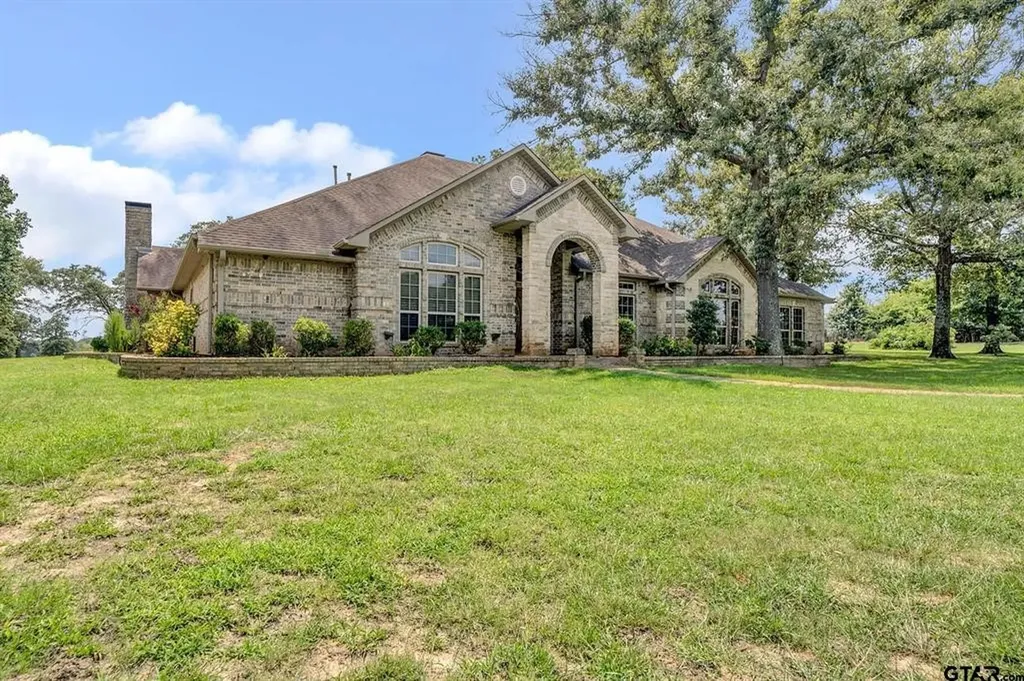 13521 Fm 16 W Lindale TX 75771