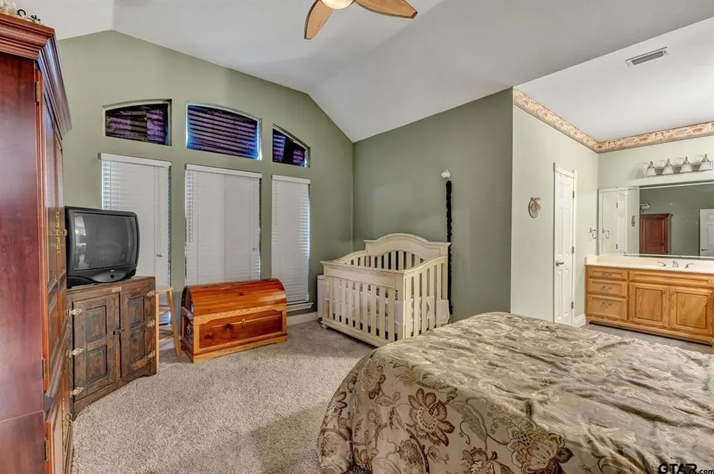 13521 Fm 16 W Lindale TX 75771