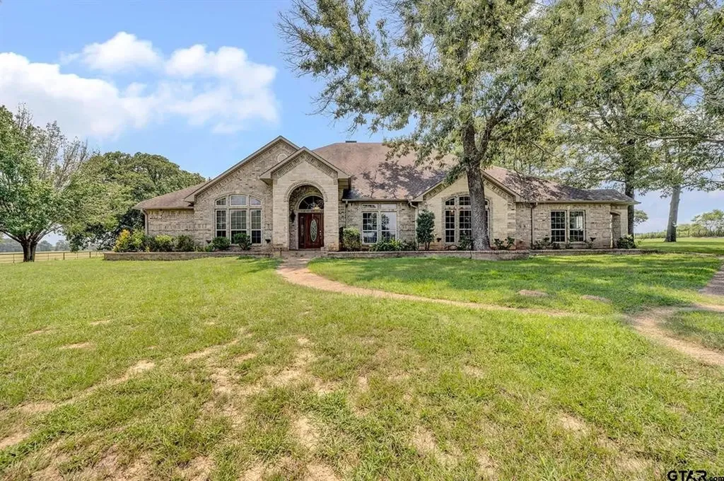 13521 Fm 16 W Lindale TX 75771