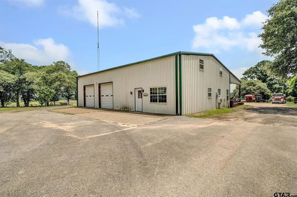 13521 Fm 16 W Lindale TX 75771
