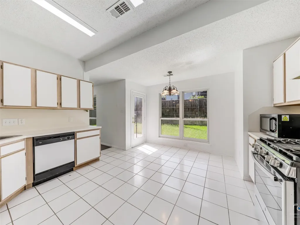 1006 Greenbriar Lane Mckinney TX 75069