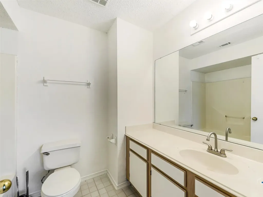 1006 Greenbriar Lane Mckinney TX 75069