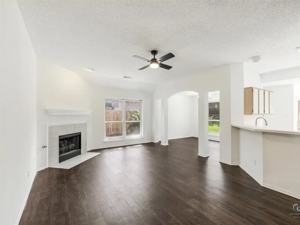 1006 Greenbriar Lane Mckinney TX 75069