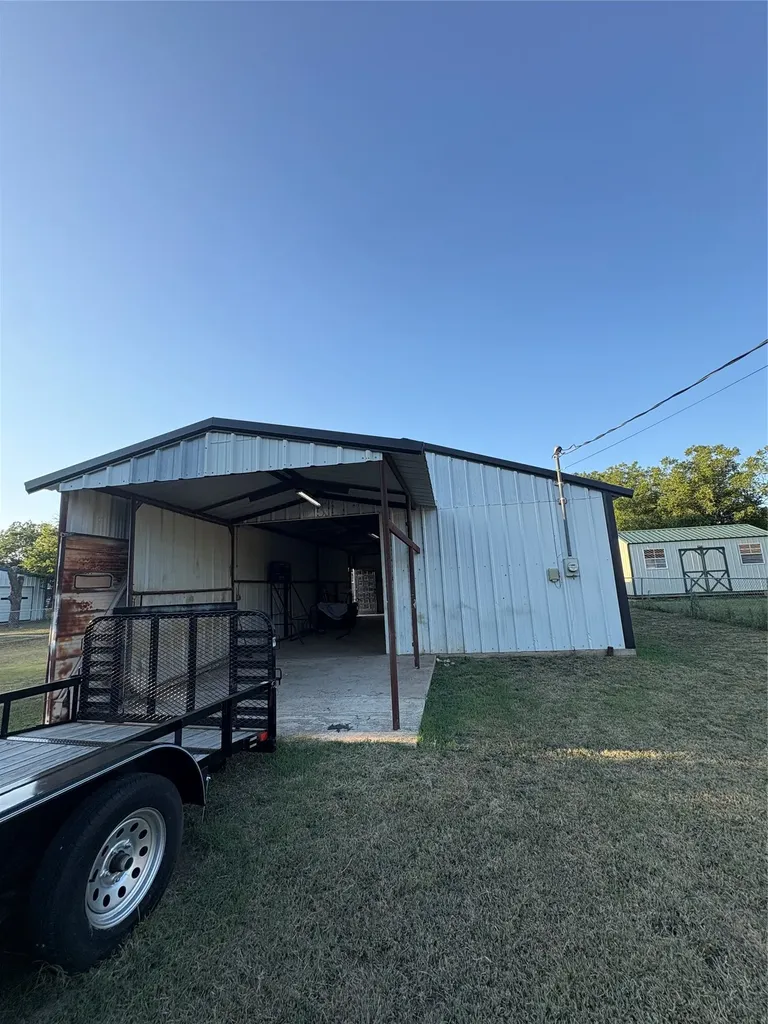 430 Henry Street Dublin TX 76446
