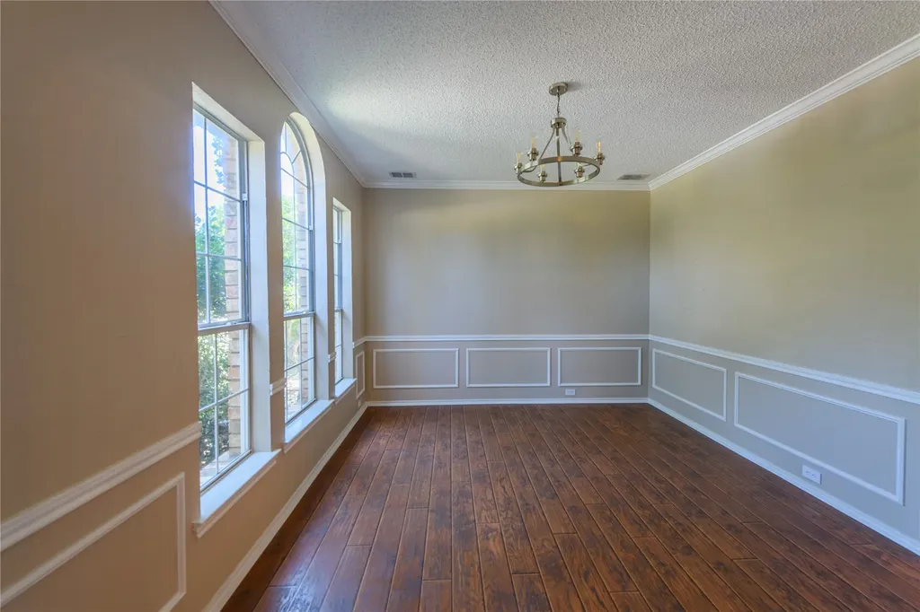 1812 Canoe Way Carrollton TX 75010