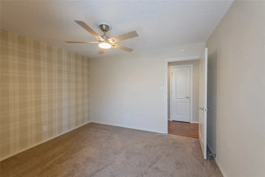 1812 Canoe Way Carrollton TX 75010