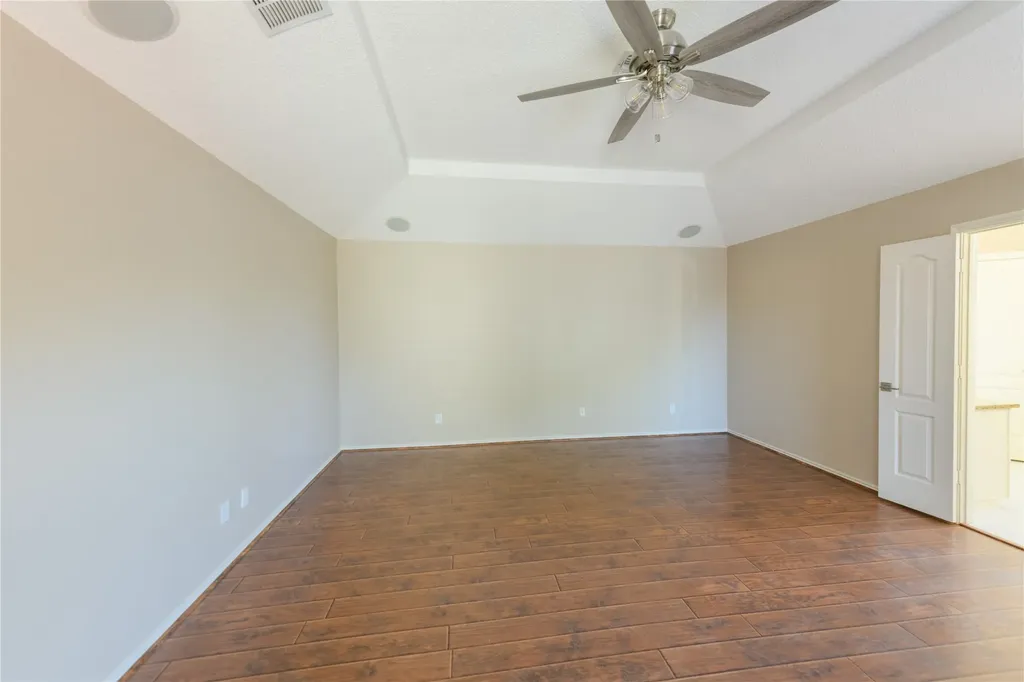 1812 Canoe Way Carrollton TX 75010