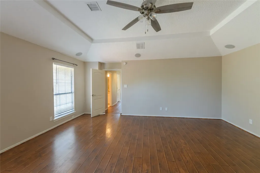 1812 Canoe Way Carrollton TX 75010