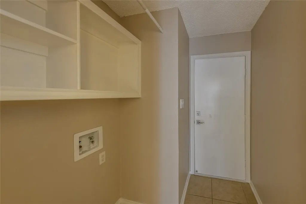 1812 Canoe Way Carrollton TX 75010