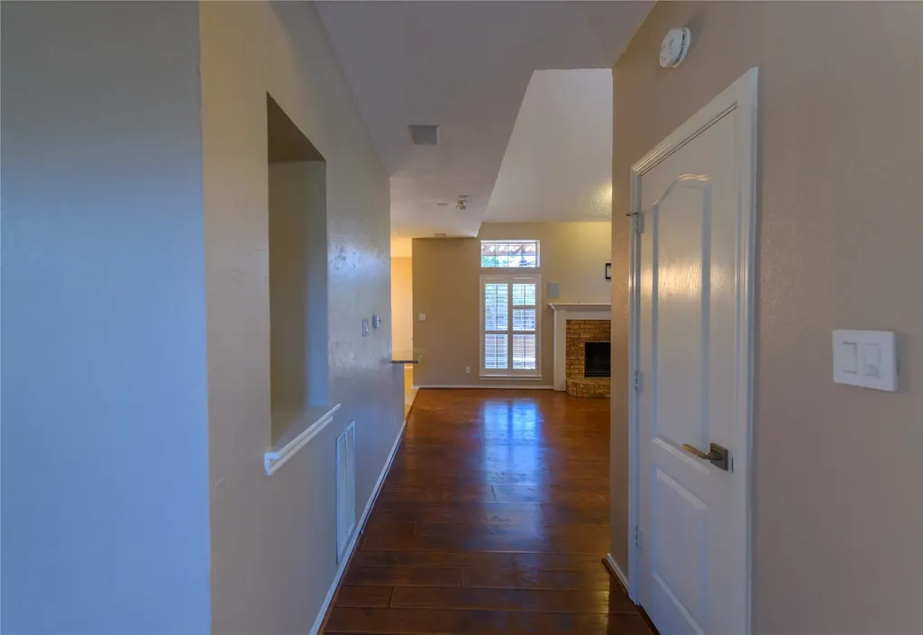 1812 Canoe Way Carrollton TX 75010