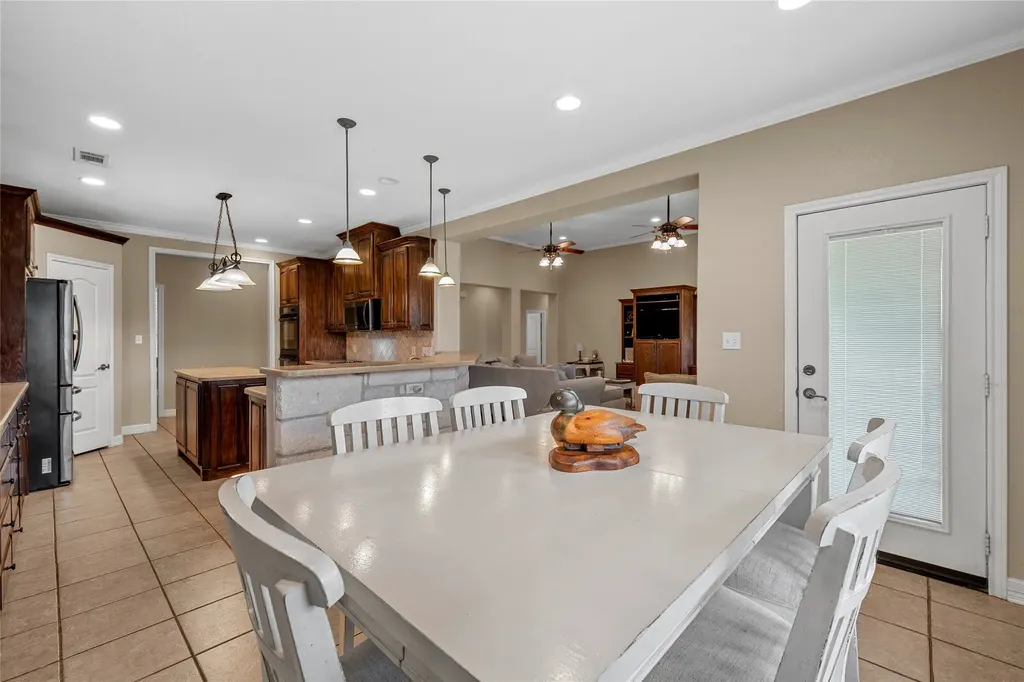 2765 Pleasant Run Road Mcgregor TX 76657
