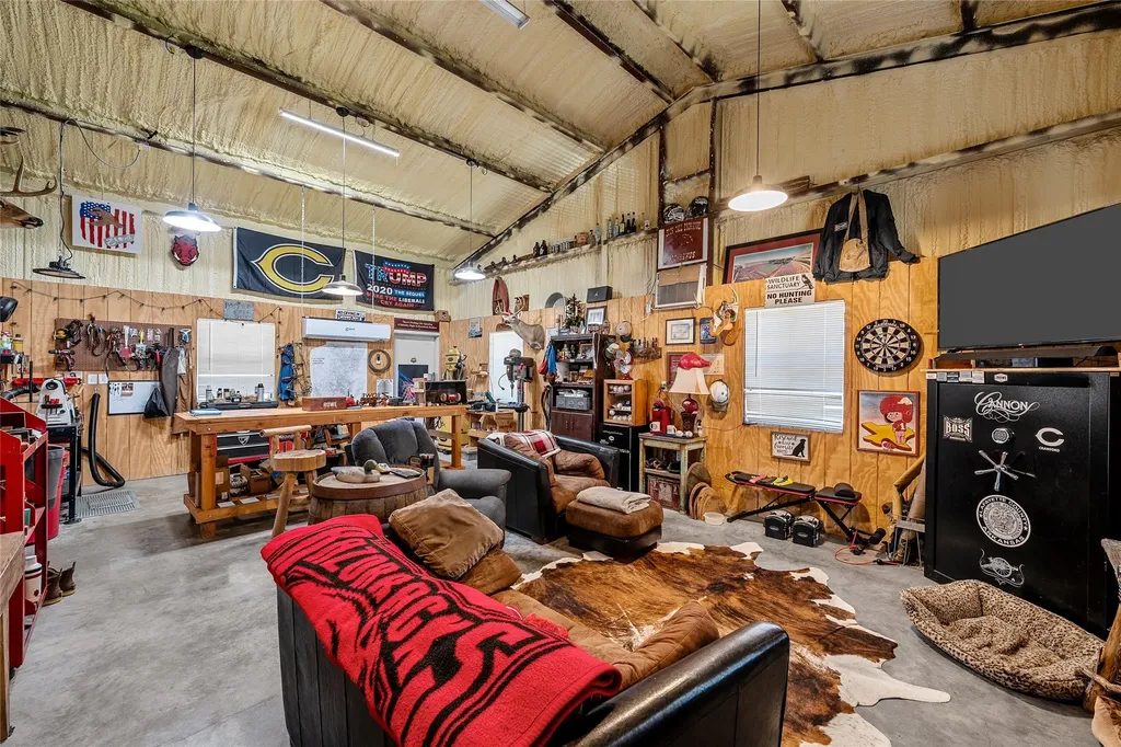 2765 Pleasant Run Road Mcgregor TX 76657