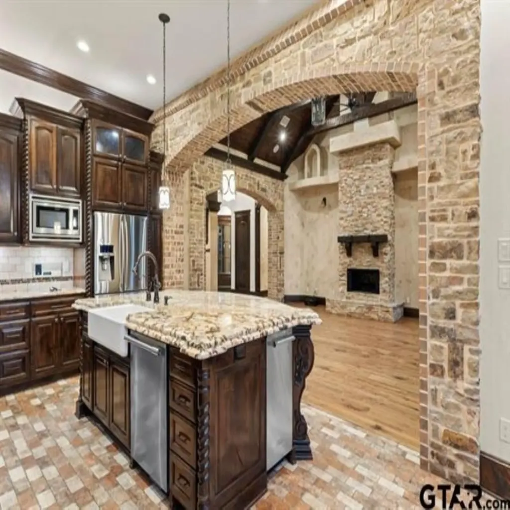 11378 State Highway 110 N Tyler TX 75704