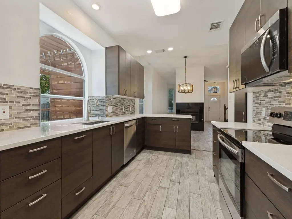 6913 Conestoga Drive Rowlett TX 75089