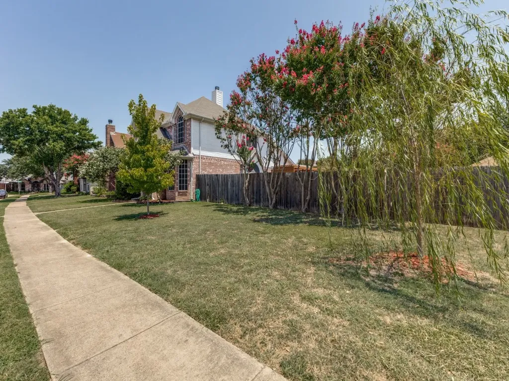 6913 Conestoga Drive Rowlett TX 75089