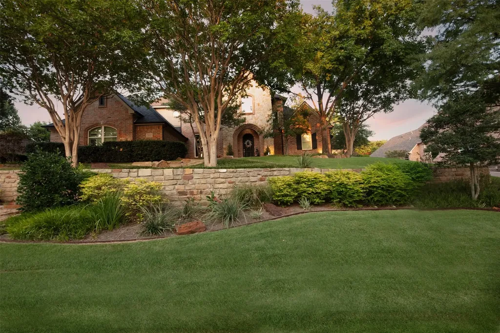 805 Lake Breeze Drive Highland Village TX 75077