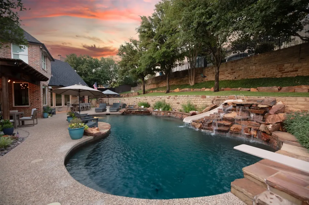 805 Lake Breeze Drive Highland Village TX 75077