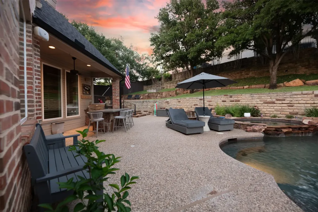 805 Lake Breeze Drive Highland Village TX 75077