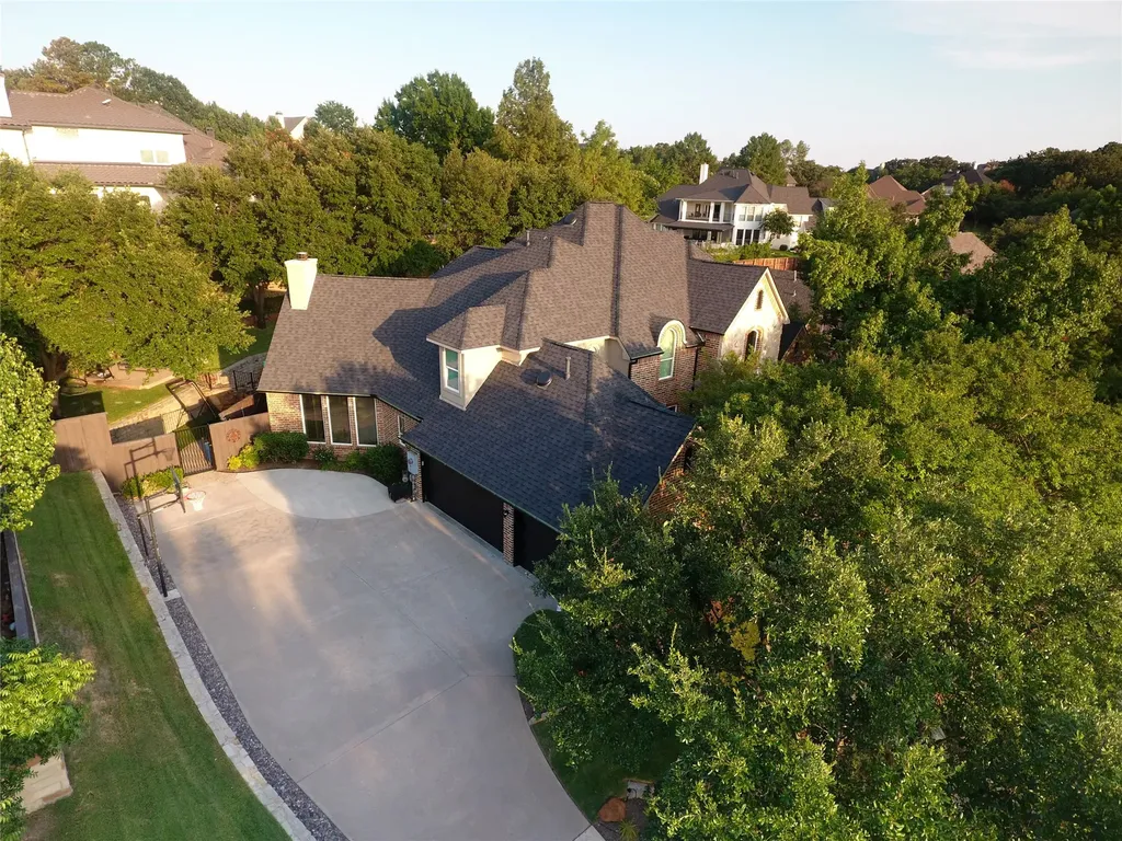 805 Lake Breeze Drive Highland Village TX 75077