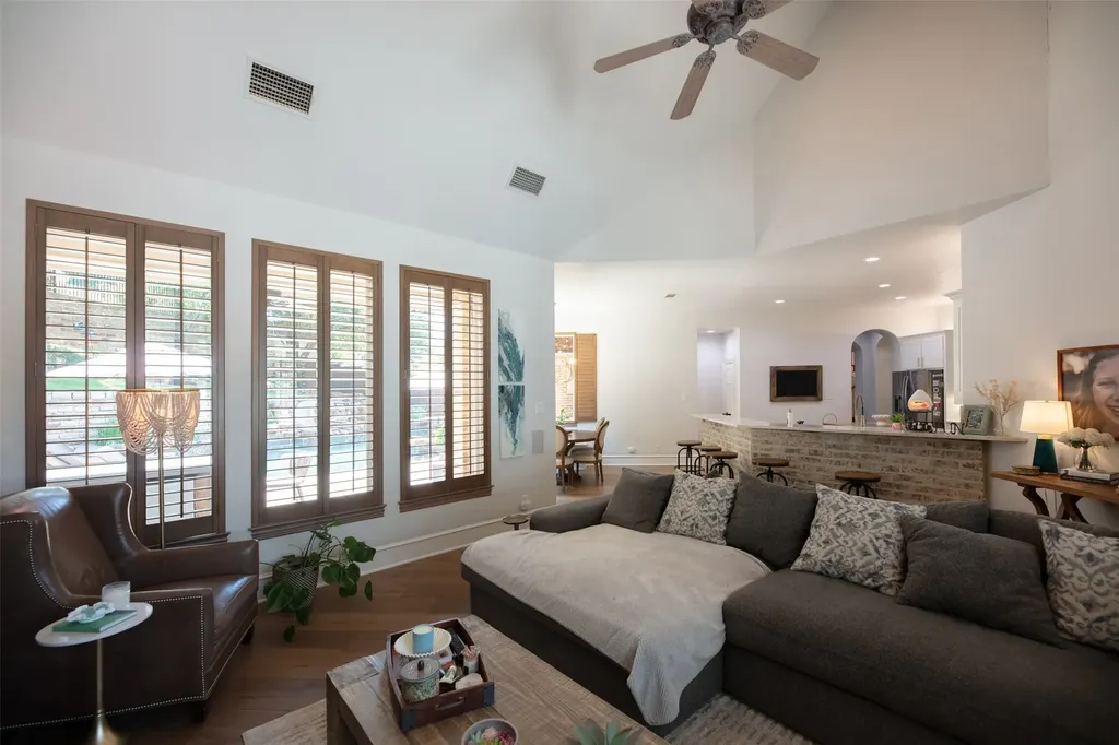 805 Lake Breeze Drive Highland Village TX 75077