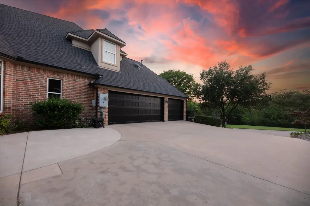 805 Lake Breeze Drive Highland Village TX 75077