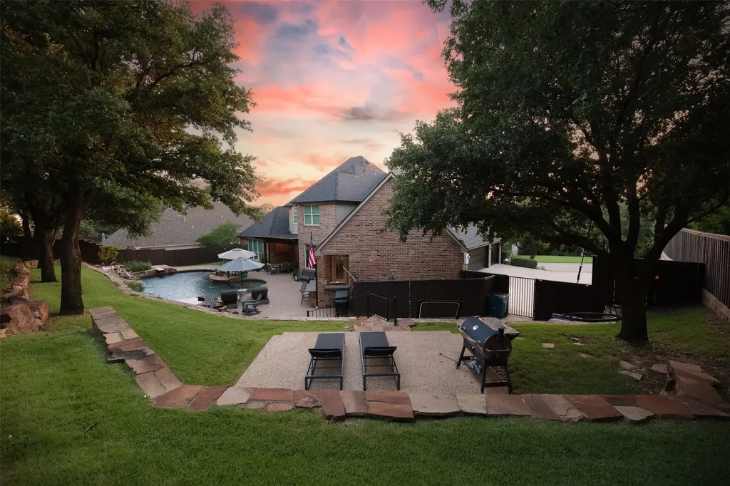 805 Lake Breeze Drive Highland Village TX 75077