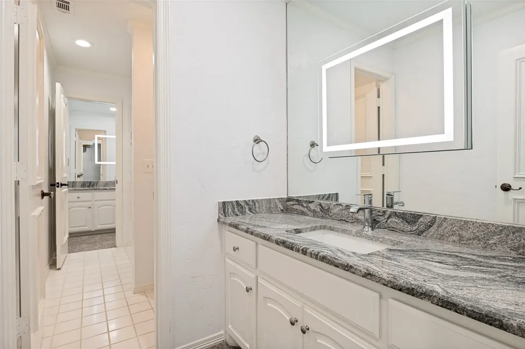 801 Shady Bend Court Highland Village TX 75077