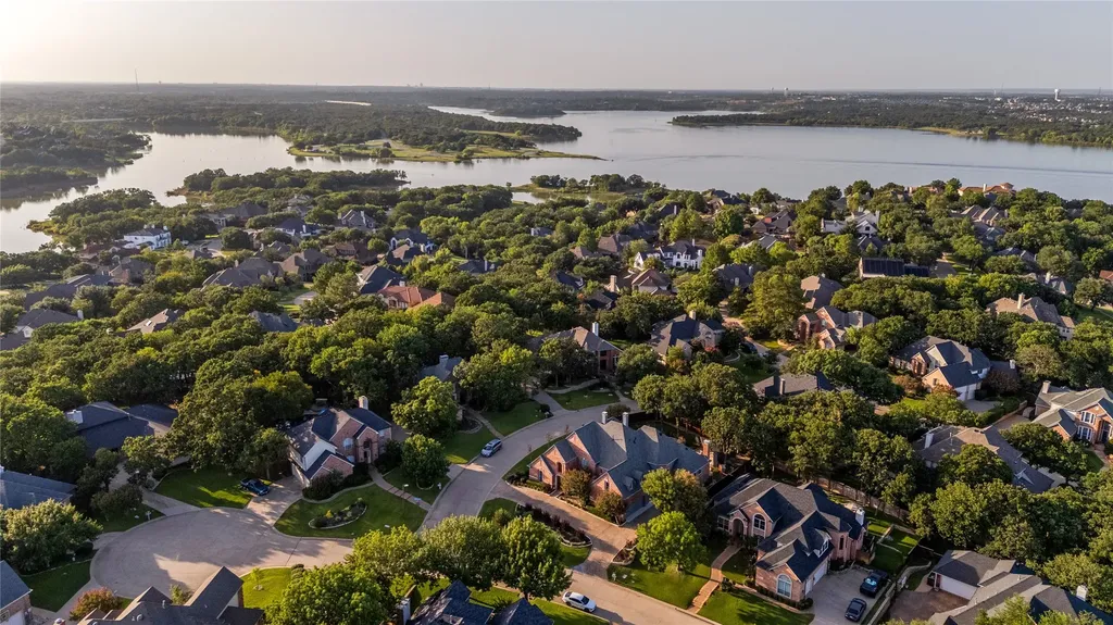 801 Shady Bend Court Highland Village TX 75077