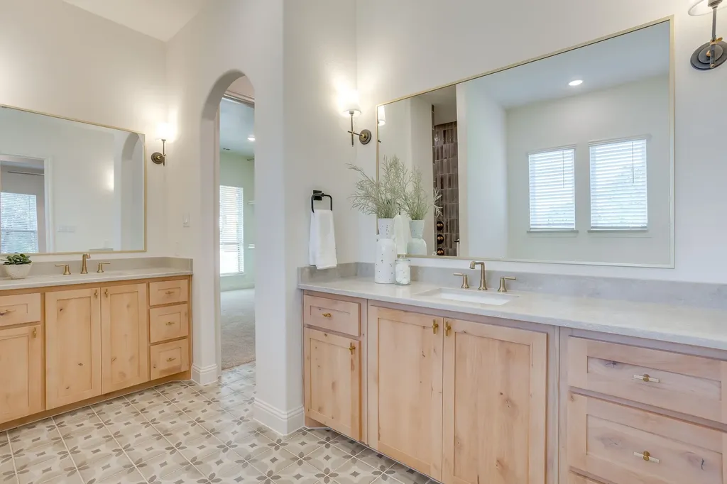 173 Oak Grove Way Springtown TX 76082