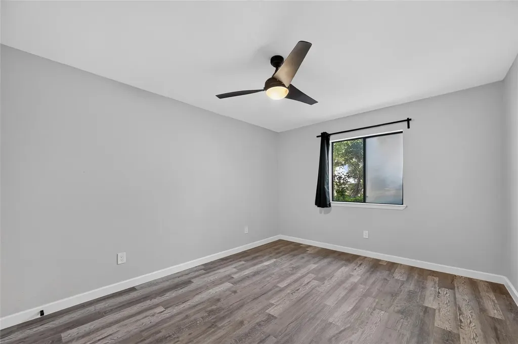 6646 E Lovers Lane Dallas TX 75214