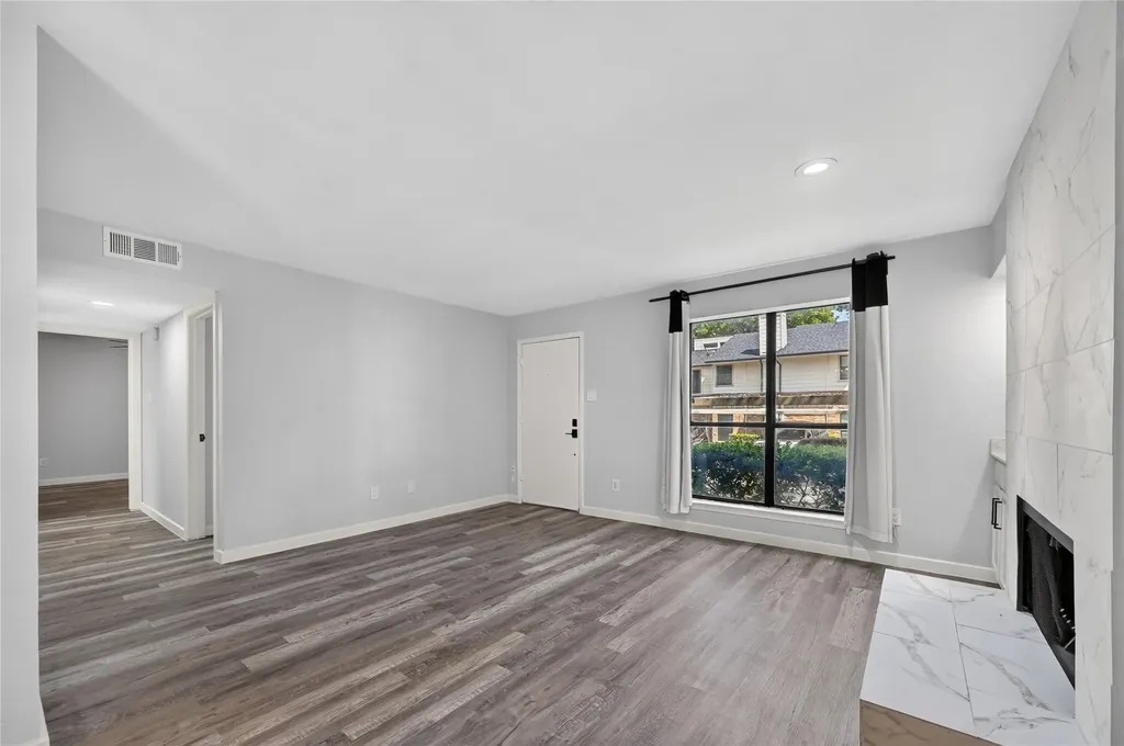 6646 E Lovers Lane Dallas TX 75214