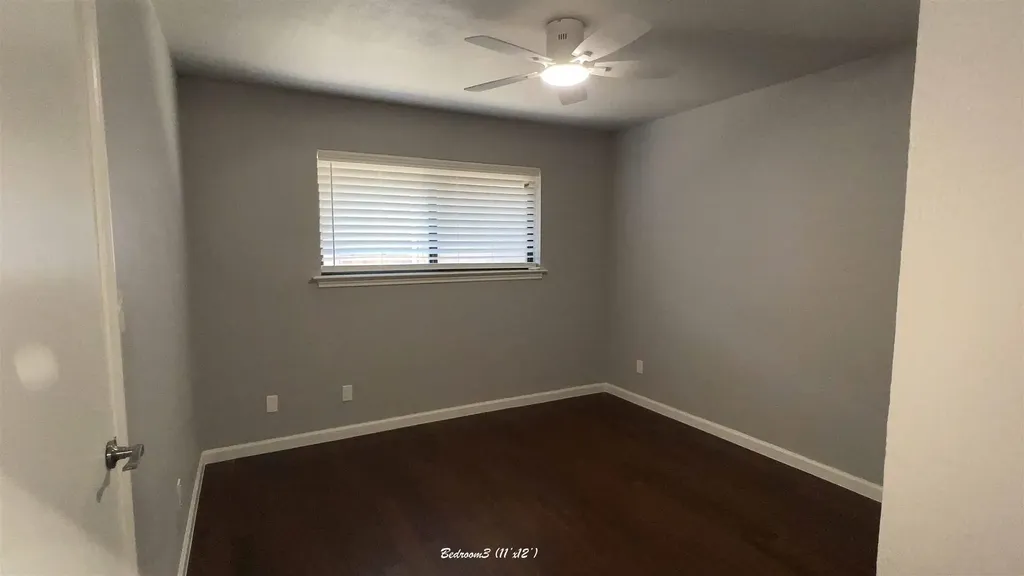 2409 Oakwood Drive Carrollton TX 75006