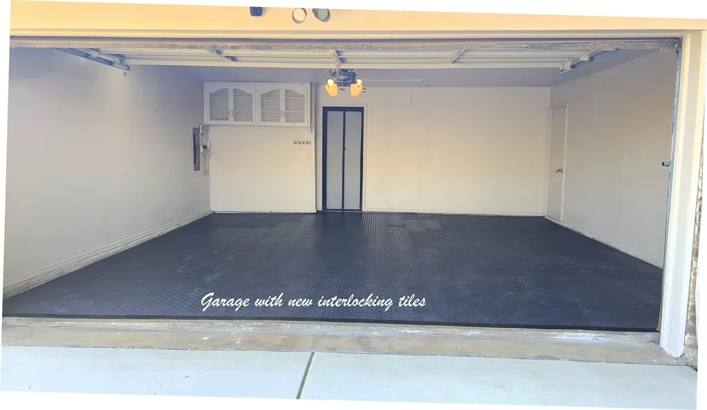 2409 Oakwood Drive Carrollton TX 75006