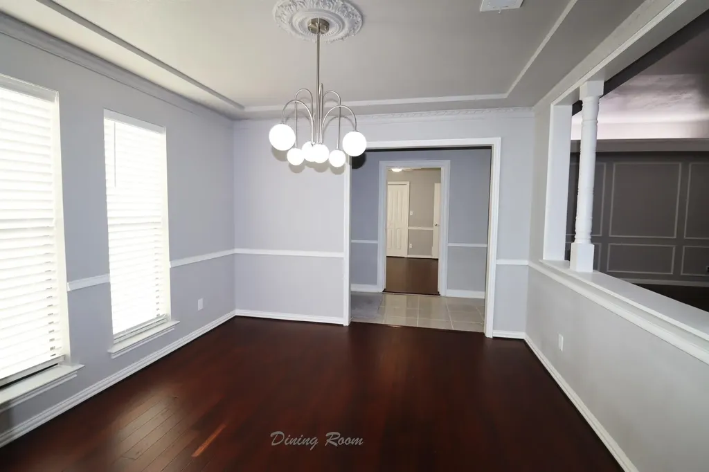 2409 Oakwood Drive Carrollton TX 75006