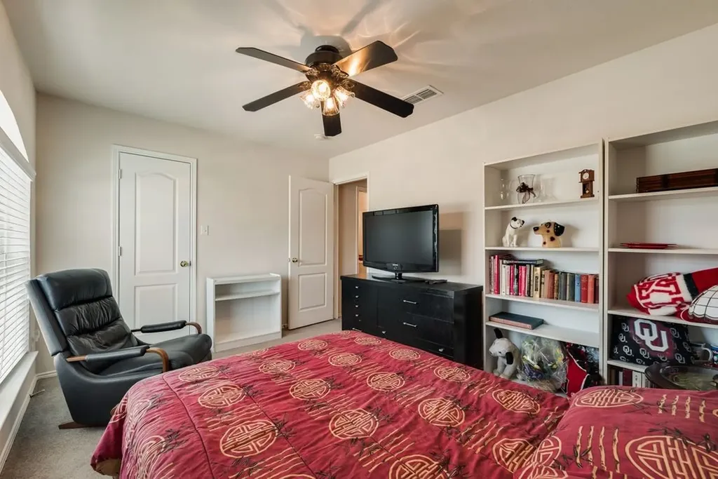 1621 Brookleaf Drive Arlington TX 76018