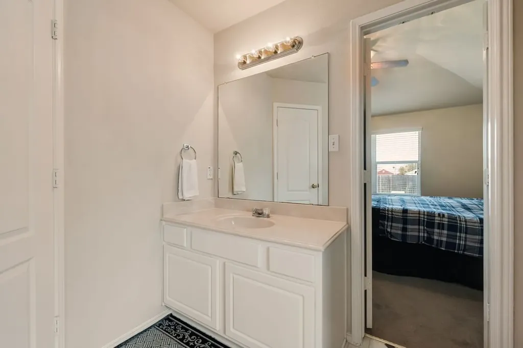 1621 Brookleaf Drive Arlington TX 76018