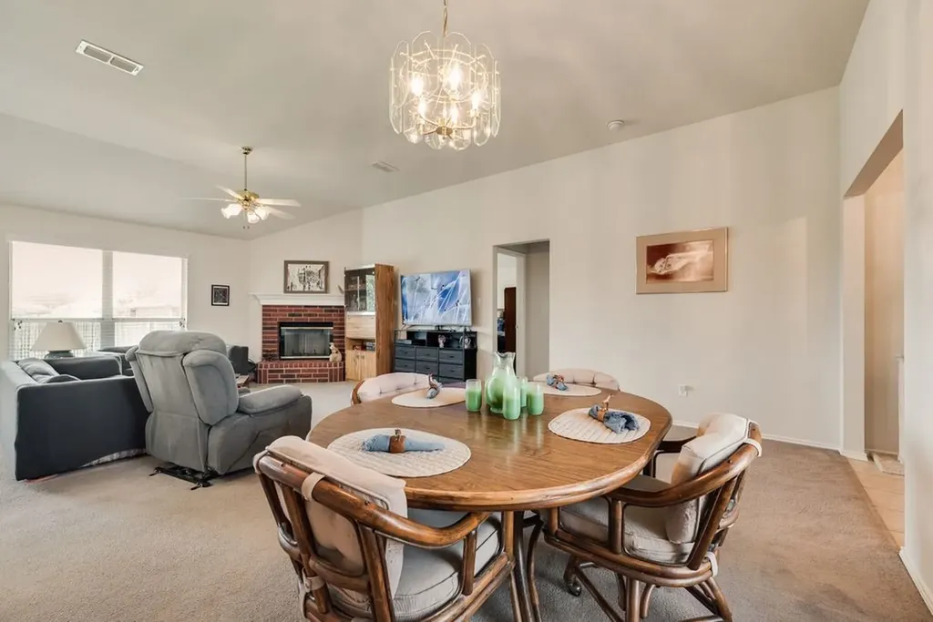 1621 Brookleaf Drive Arlington TX 76018