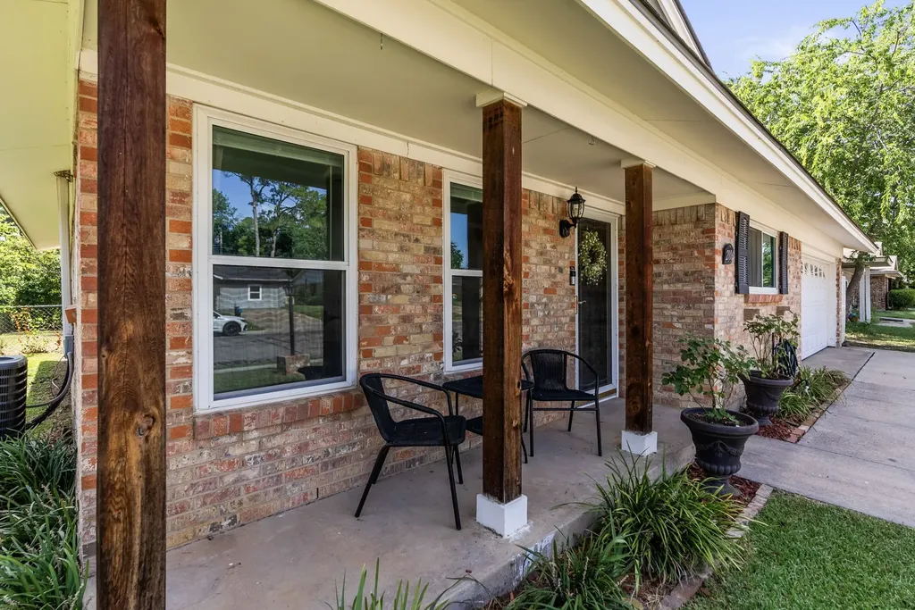 2106 Mccormick Street Denton TX 76205