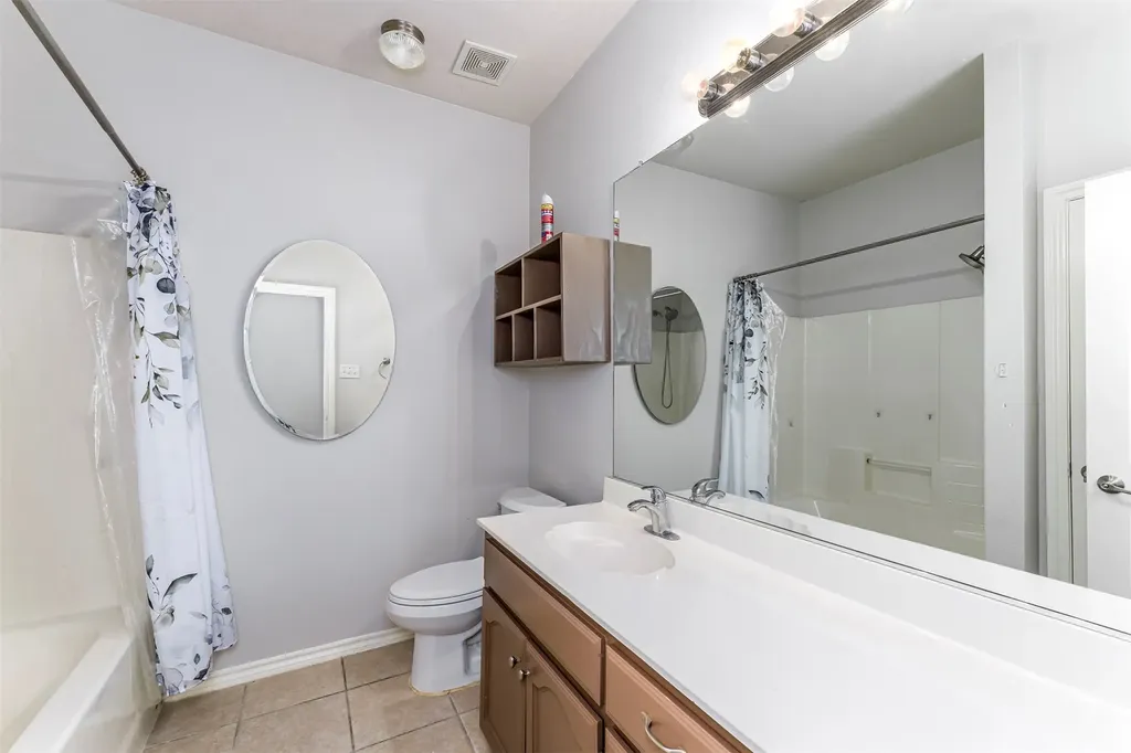 2641 Chadwick Drive Fort Worth TX 76131