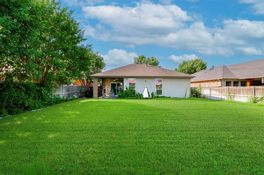 2641 Chadwick Drive Fort Worth TX 76131