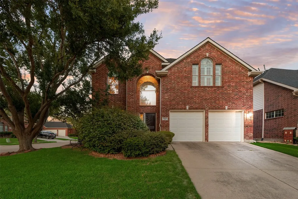1660 Meadows Avenue Lantana TX 76226