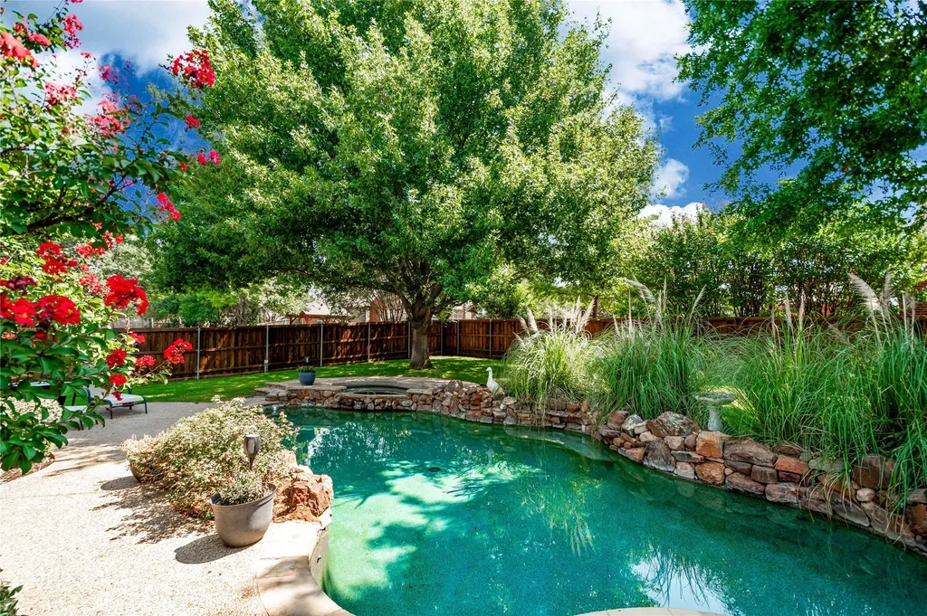 5900 Lavon Drive Flower Mound TX 75028