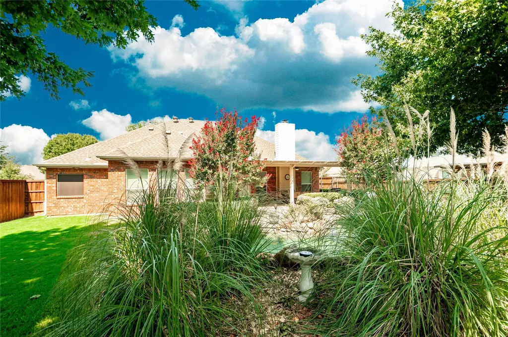 5900 Lavon Drive Flower Mound TX 75028