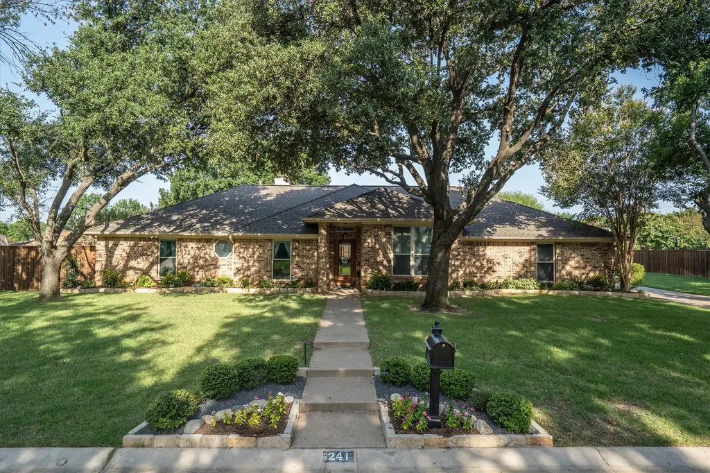 241 Raintree Drive Highland Village TX 75077
