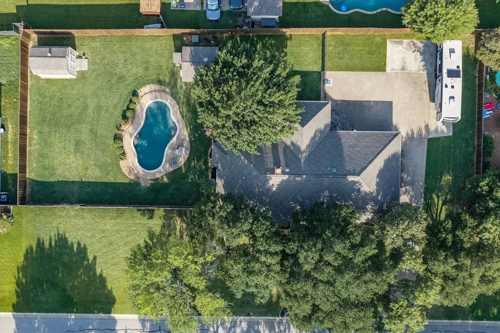 241 Raintree Drive Highland Village TX 75077