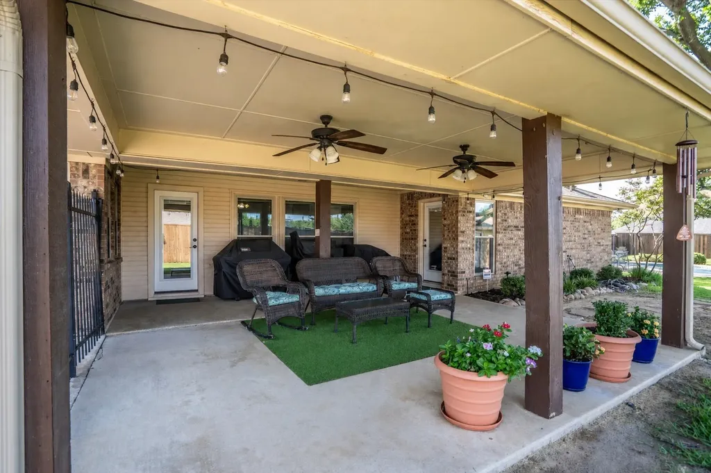 241 Raintree Drive Highland Village TX 75077