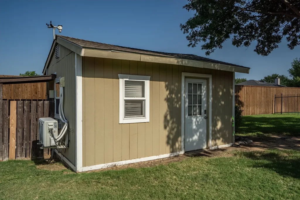 241 Raintree Drive Highland Village TX 75077
