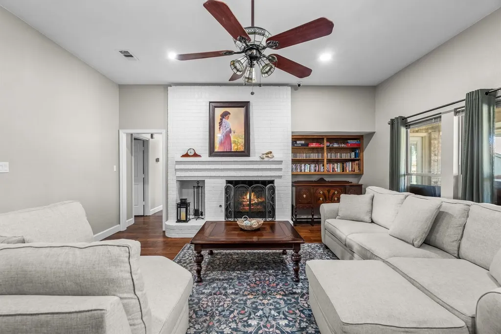 241 Raintree Drive Highland Village TX 75077
