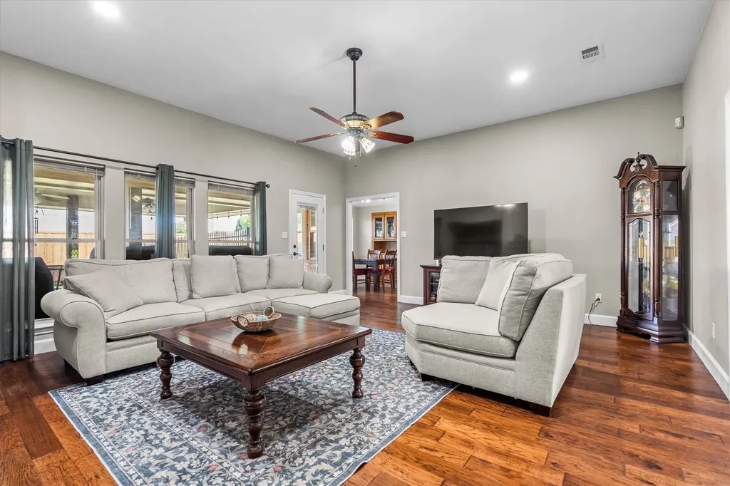 241 Raintree Drive Highland Village TX 75077