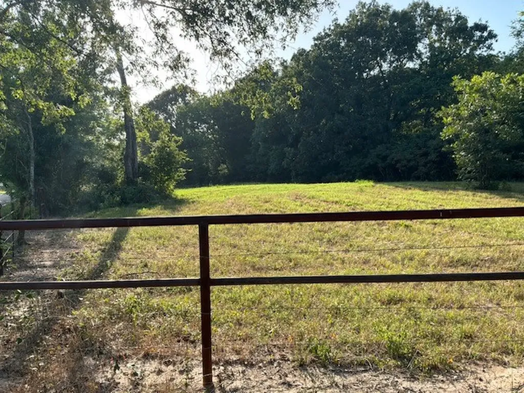 956 NE County Road 2220 Talco TX 75487